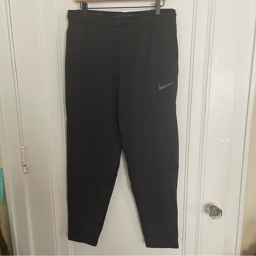 Nike Men’s Black Sweatpants